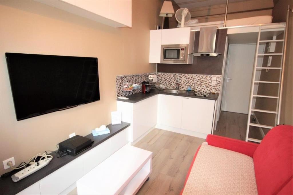 Beautiful And Cozy Apartment In The Heart Of Cannes Bagian luar foto